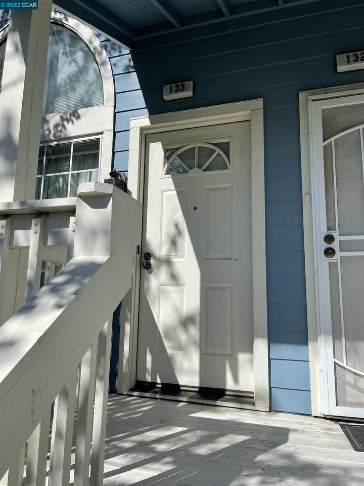 133 Glenwood - Photo 1