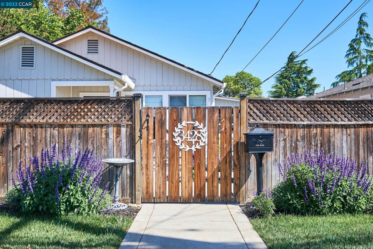 3428 East Ave - Photo 1