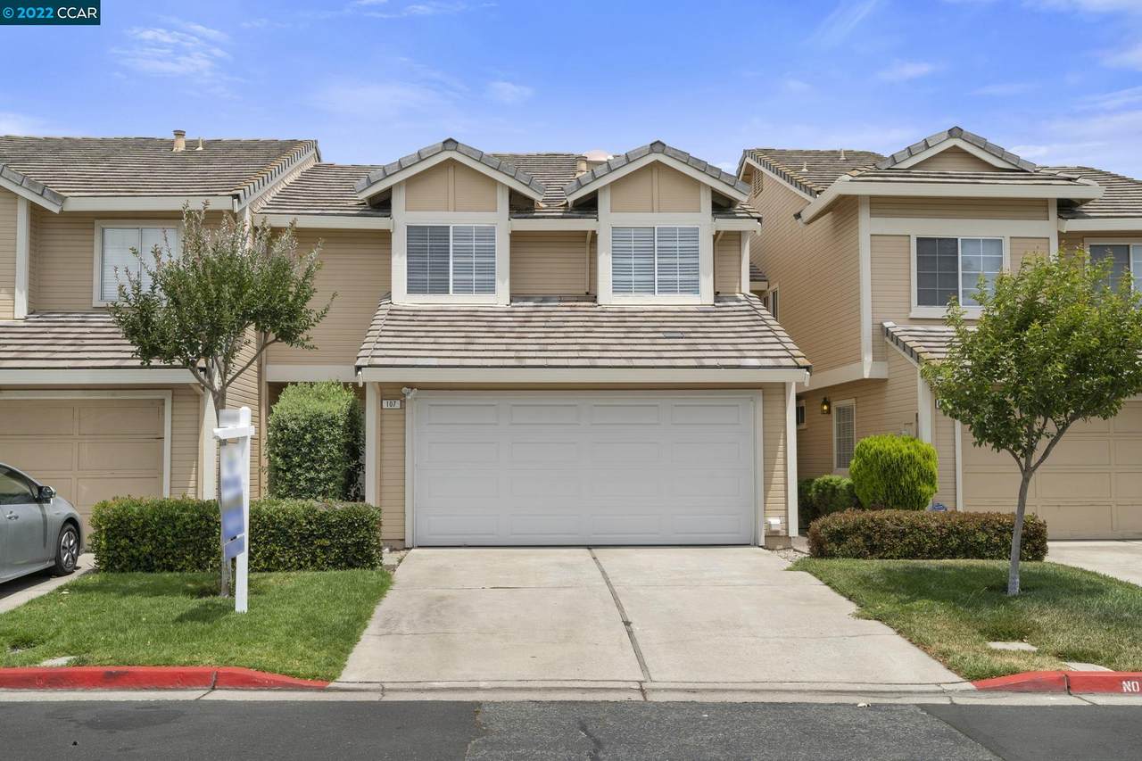 107 Pelican Loop - Photo 1