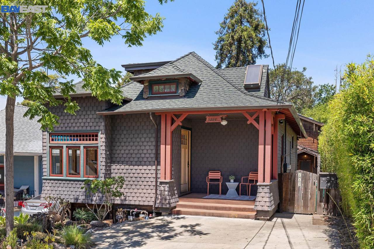 112 Echo Ave - Photo 1