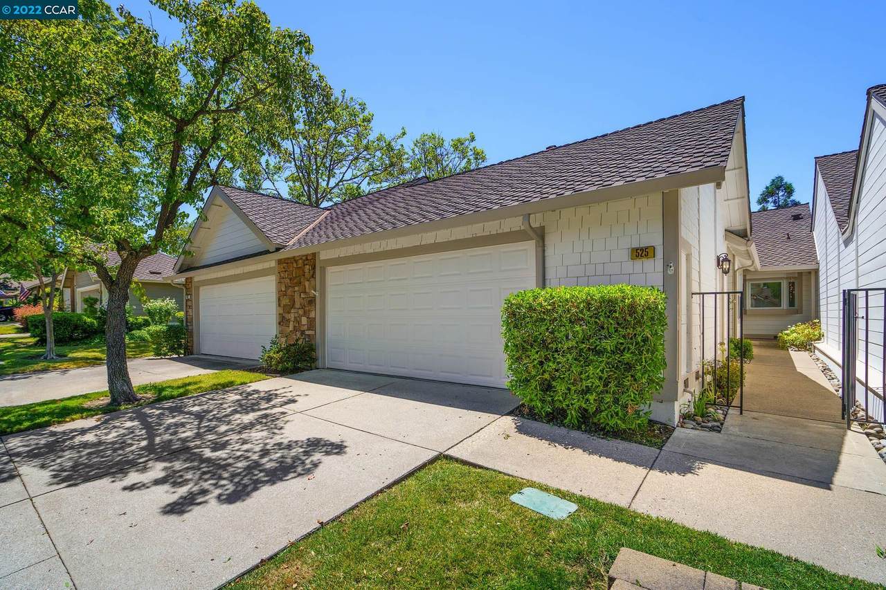 525 Silver Lake Drive - Photo 1