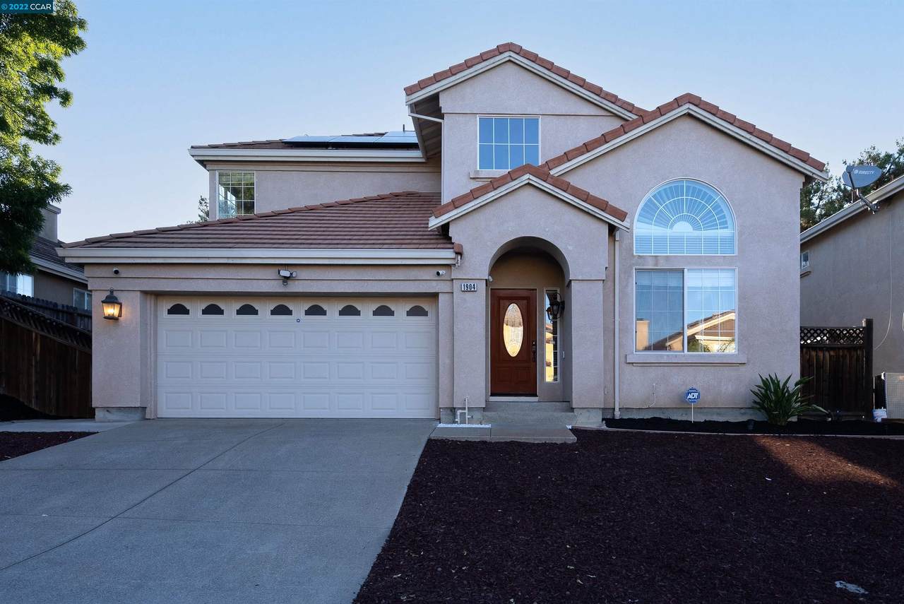 1904 Medicine Mountain Ct - Photo 1