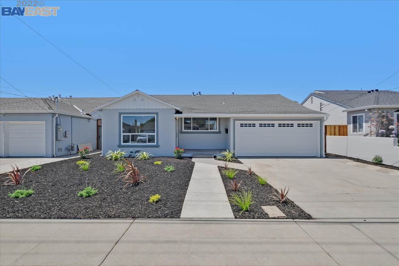 15313 Inverness St - Photo 1