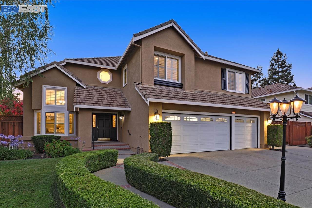 604 Sycamore Ct - Photo 1