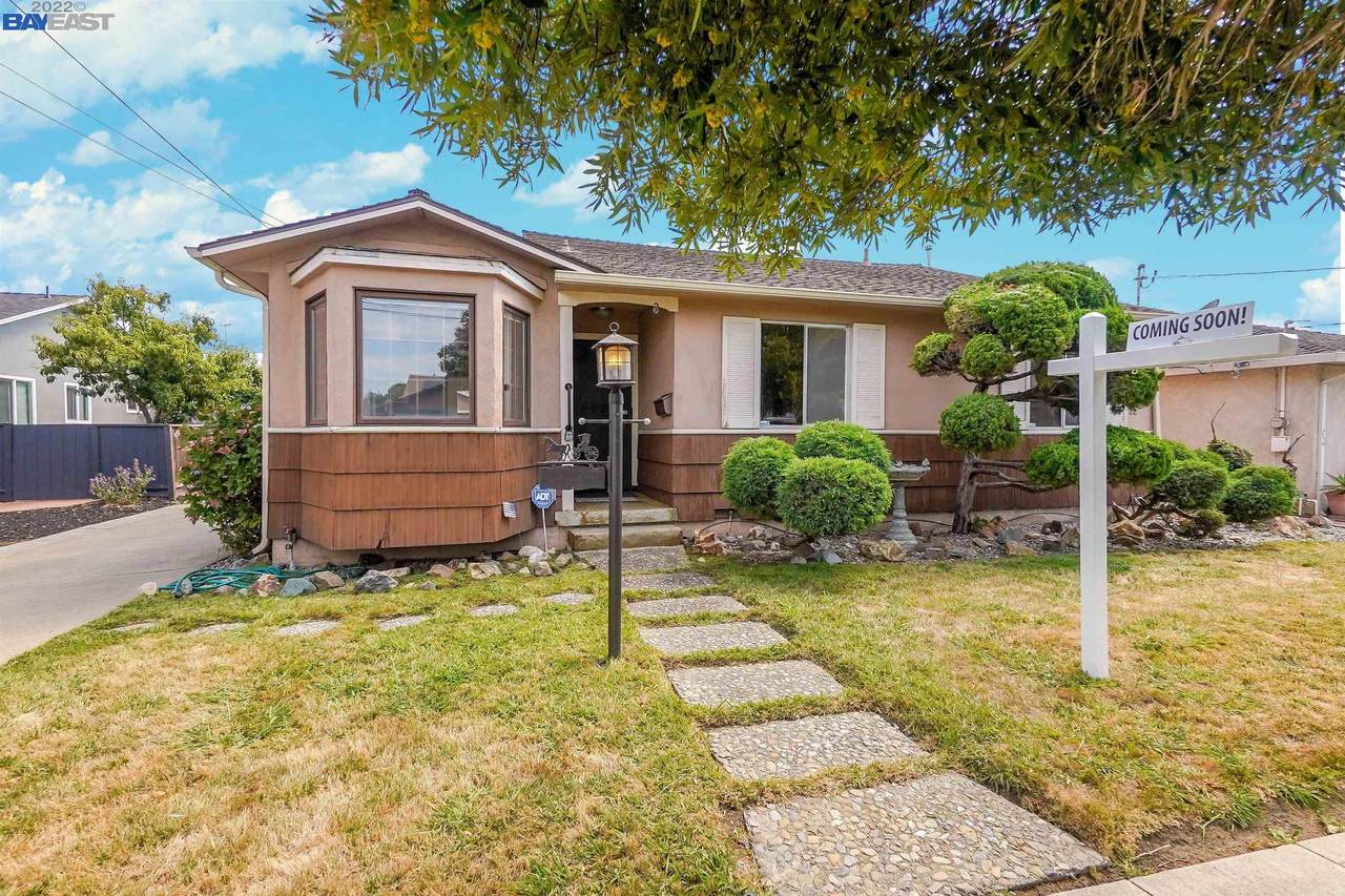1062 Shelley Ln - Photo 1