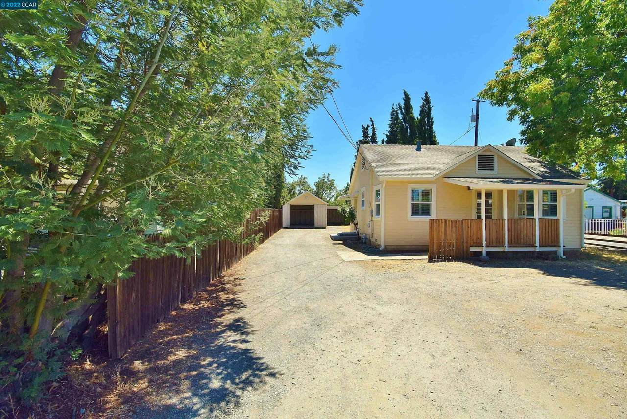 3386 Wren Ave - Photo 1