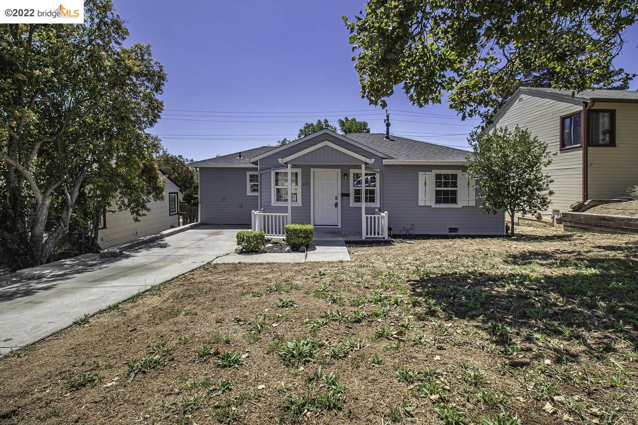 121 Franklin St - Photo 1