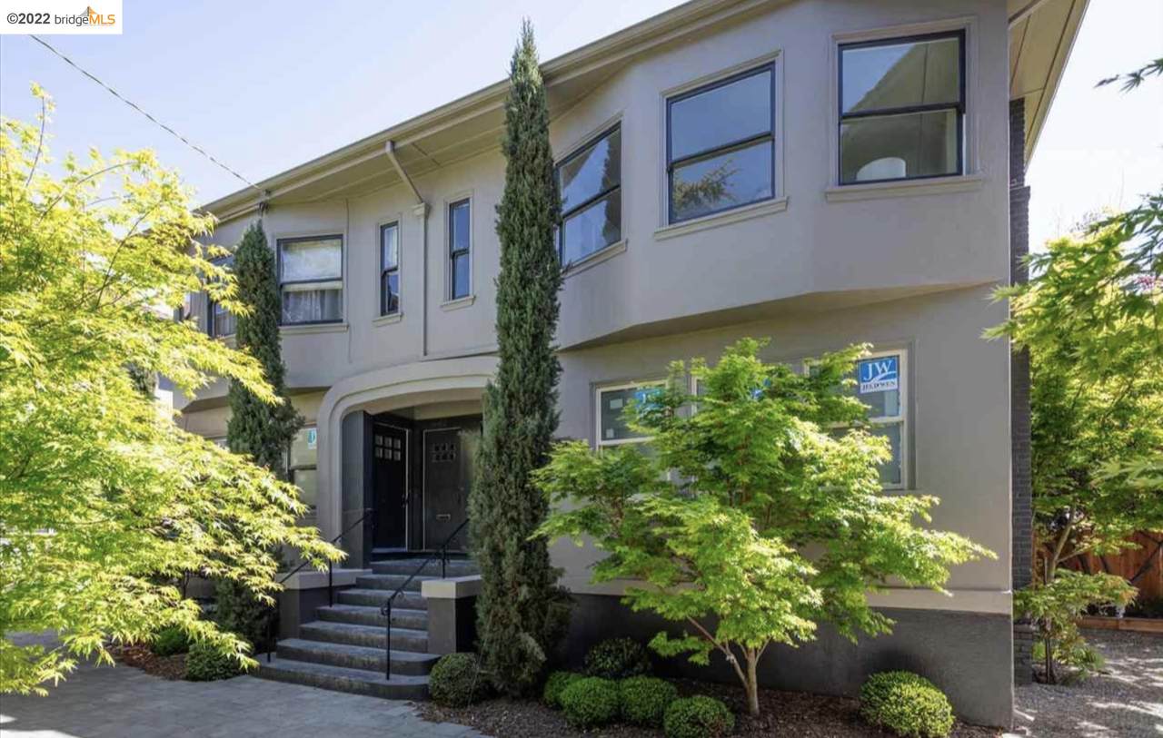 4142 Manila Ave - Photo 1