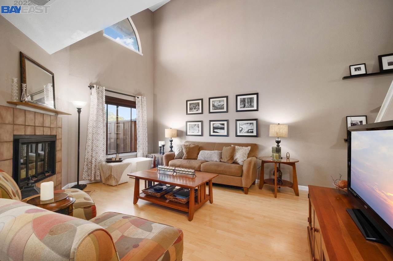 933 Hagemann - Photo 1