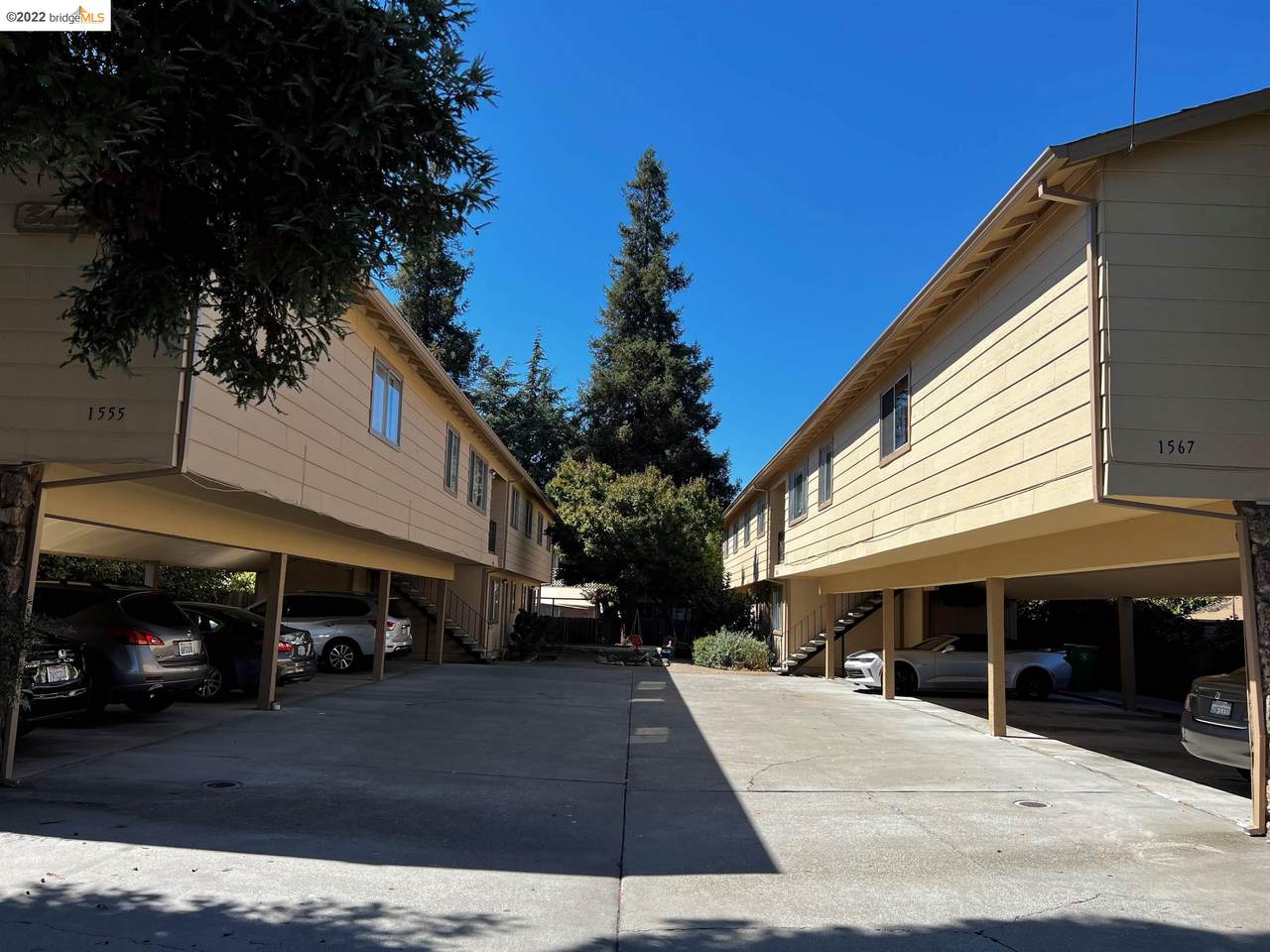 1561 162nd Ave - Photo 1