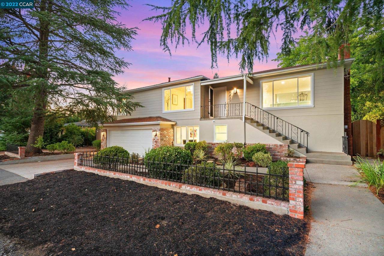 1828 Clayton Way - Photo 1