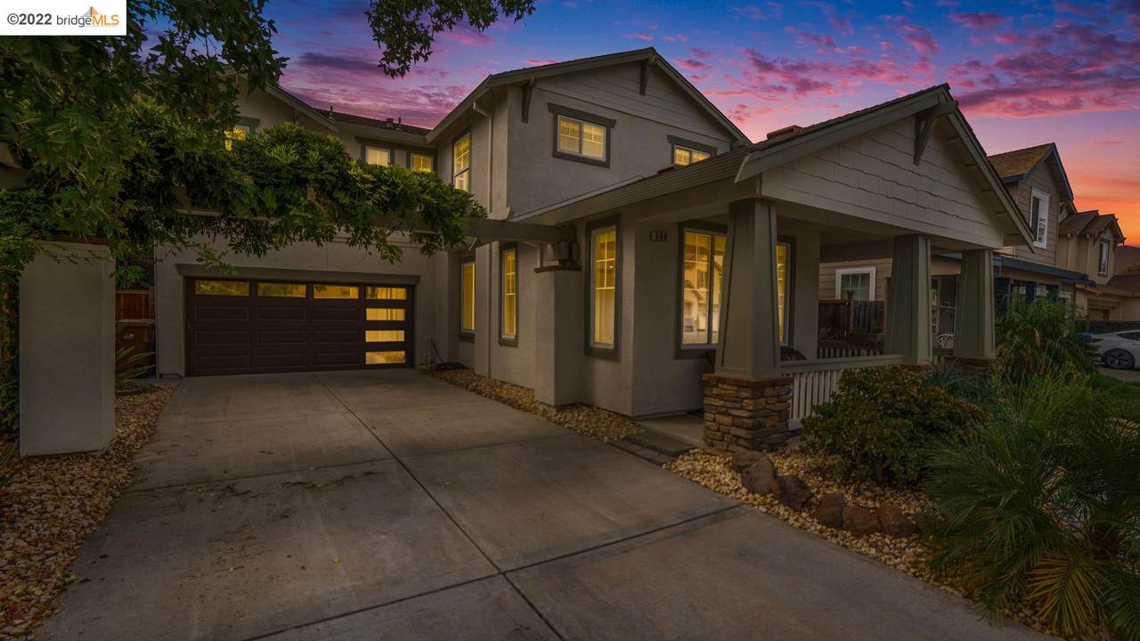 580 Ash St - Photo 1