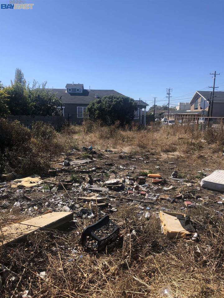Chesley Ave - Photo 1