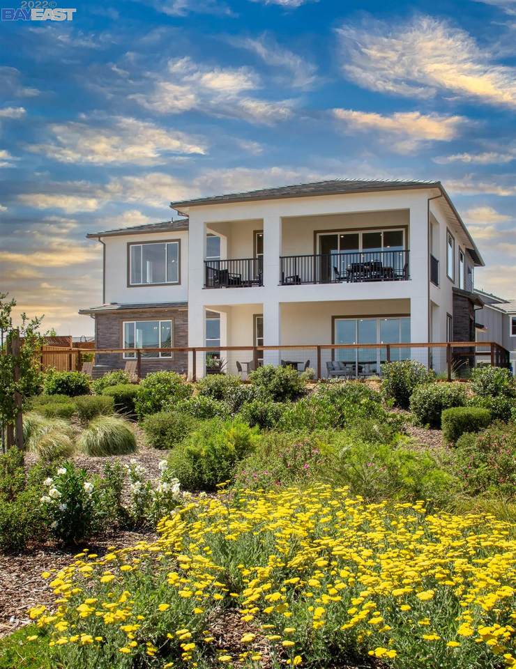 2270 Solace Vista 4952 - Photo 1
