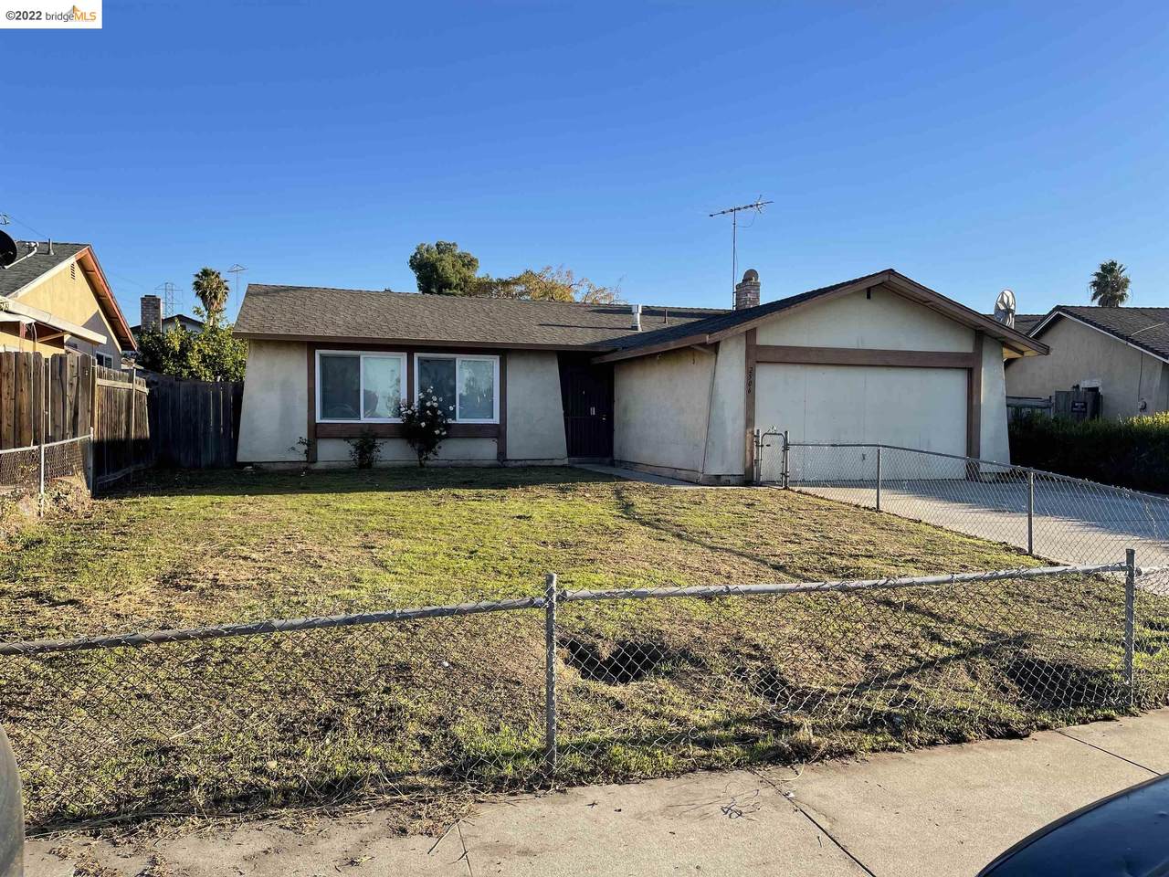 2506 Dumont Cir - Photo 1