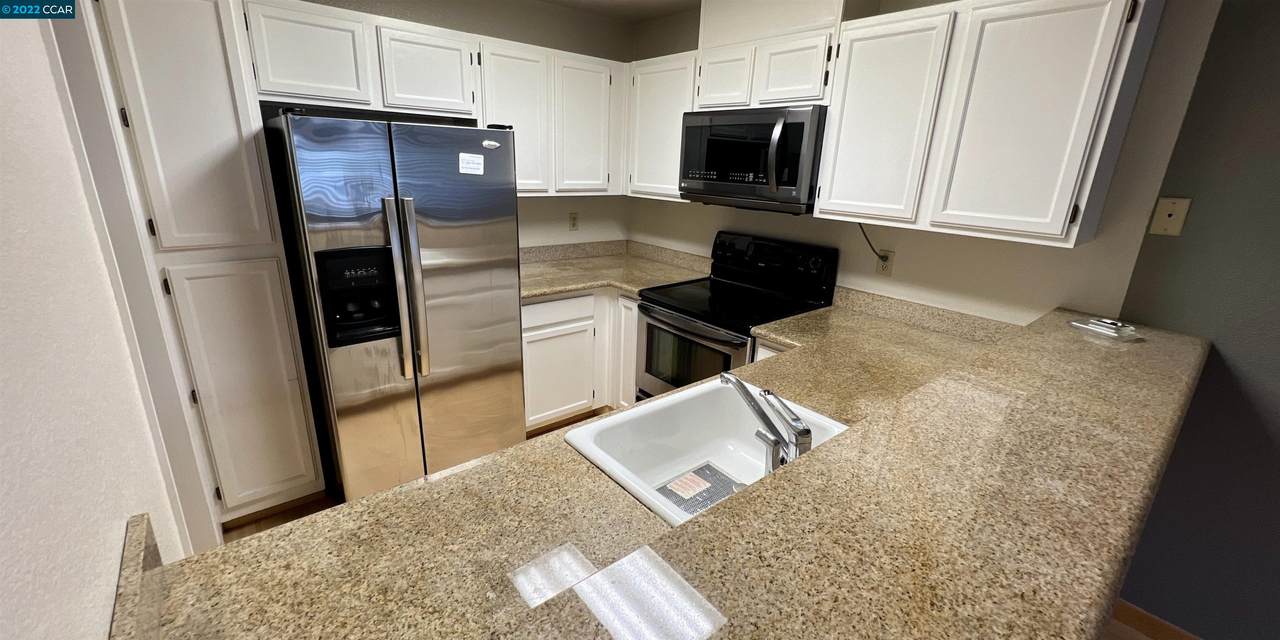 102 Compton Cir C - Photo 1
