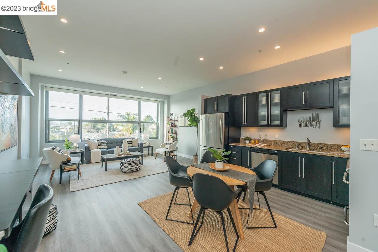 1001 46th Street 220 - Photo 1