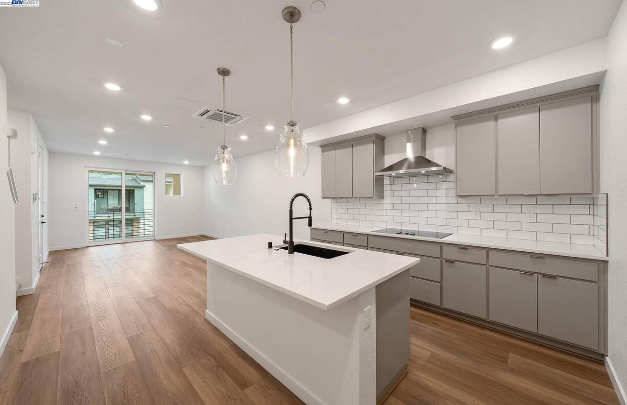 246 Waters Park Circle - Photo 1