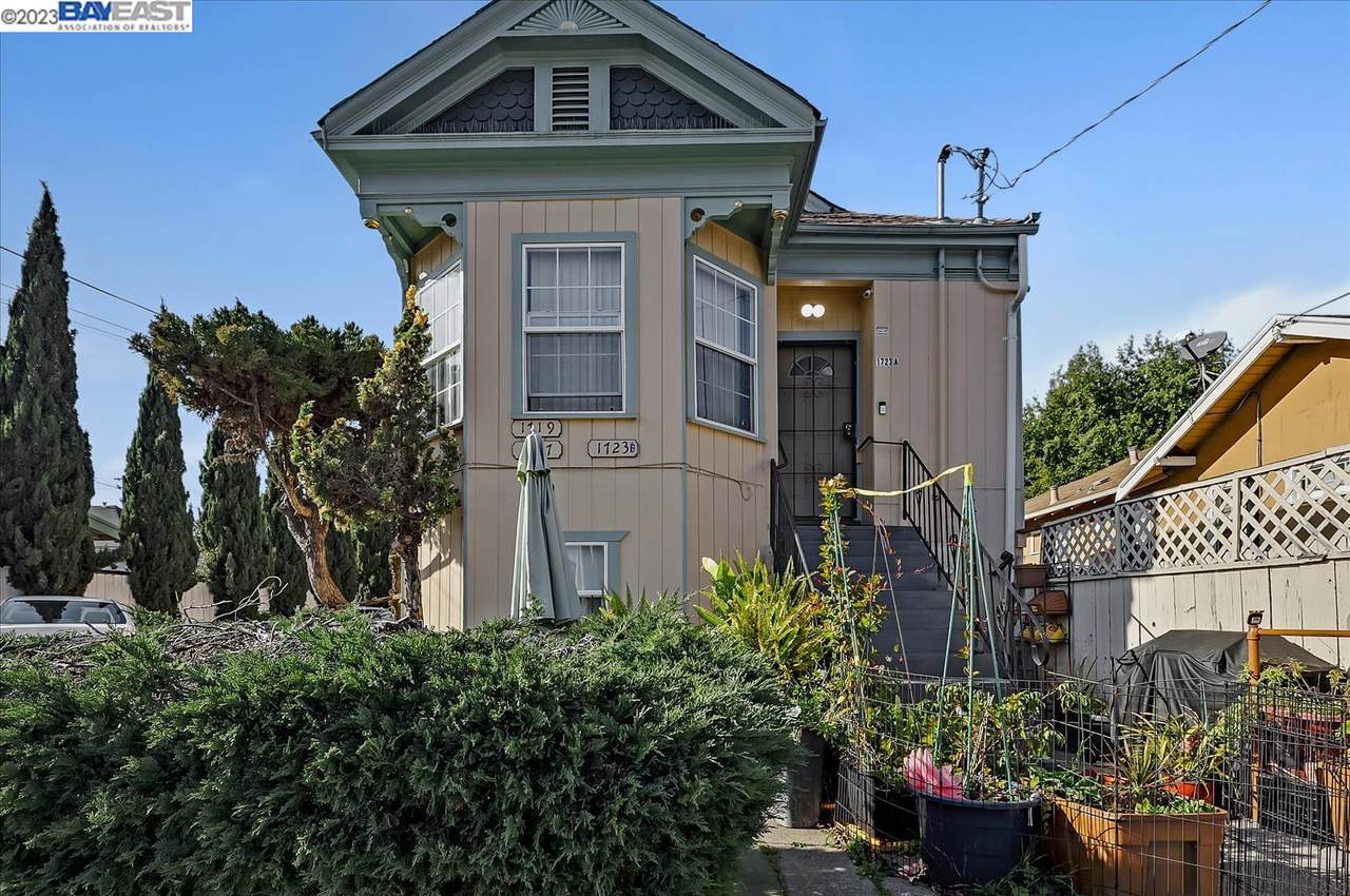 1719 34Th Ave - Photo 1
