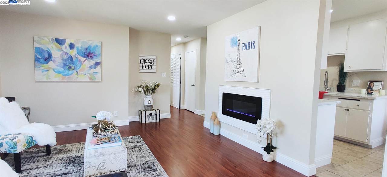 4522 Thornton Ave - Photo 1