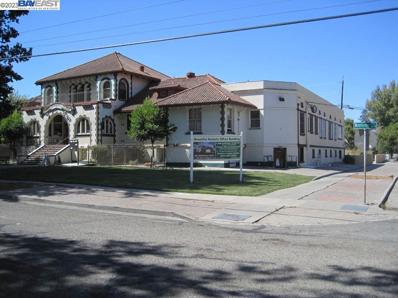 910 Monterey Street - Photo 1