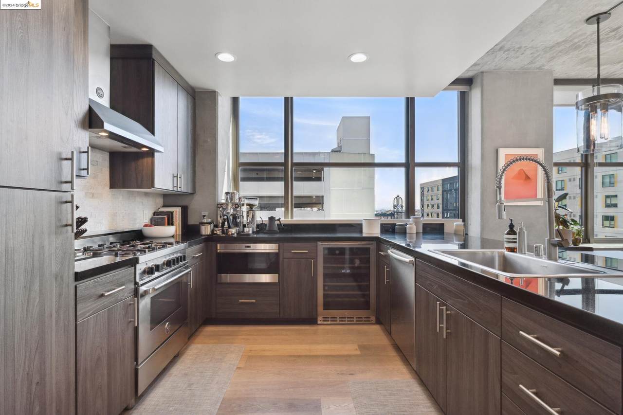 311 2Nd St 611 - Photo 1