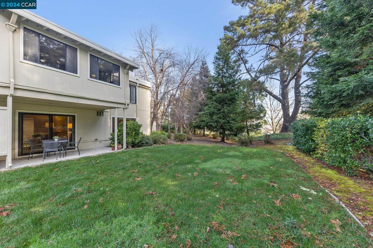 1400 Golden Rain Road Apt 2 - Photo 1