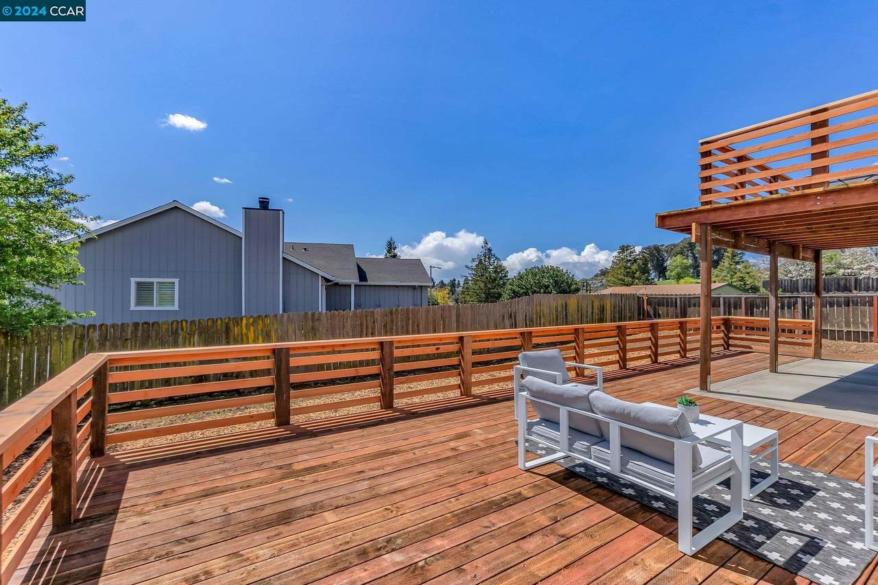 100 Tennys Dr - Photo 1