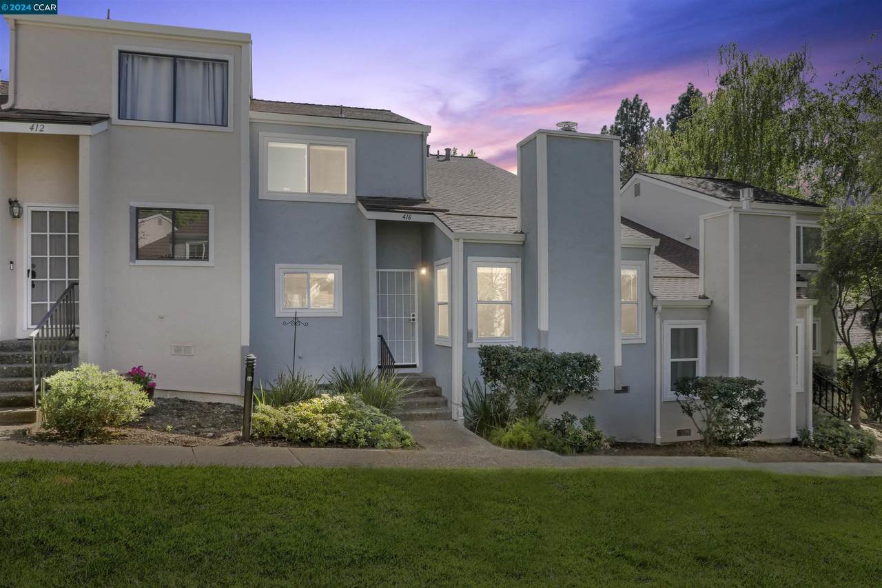 416 Camelback Rd - Photo 1
