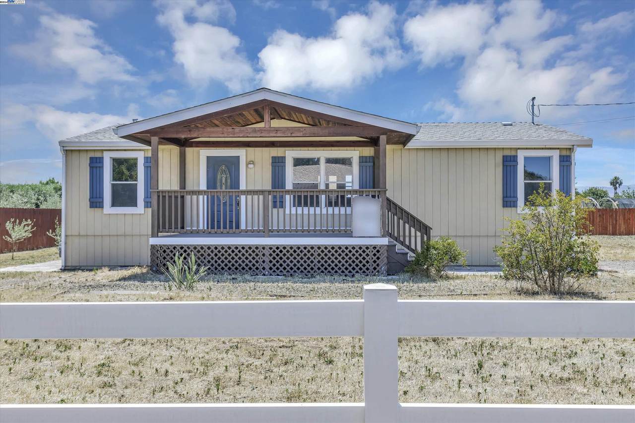 931 Bonnie Ln - Photo 1