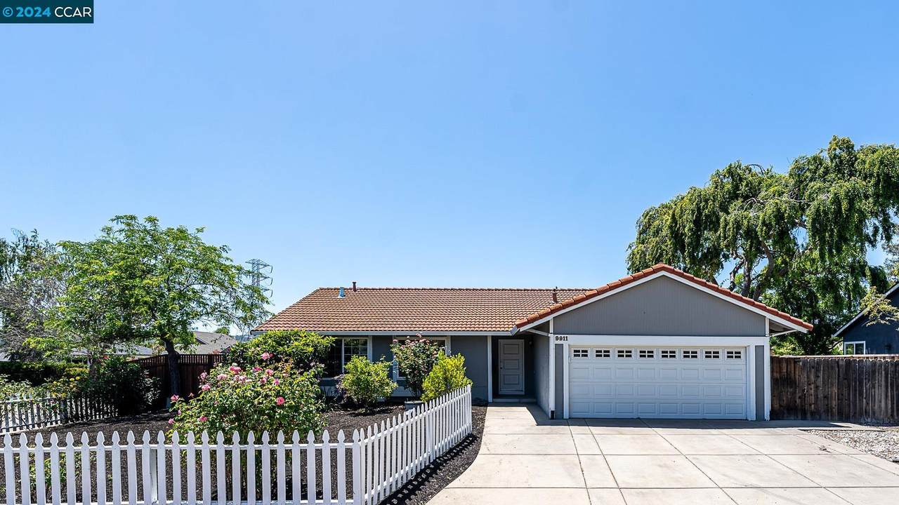 9911 San Luis Ave - Photo 1