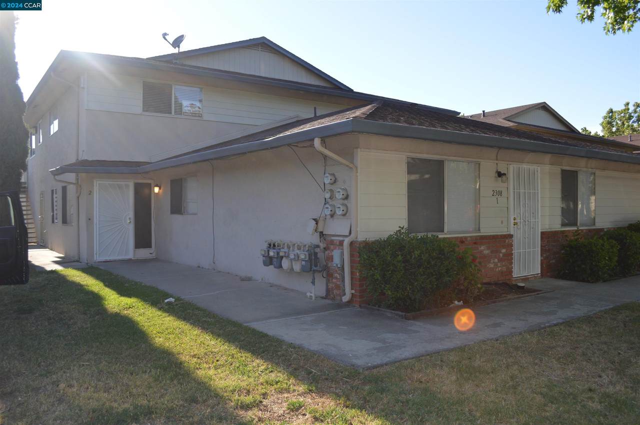 2308 Peppertree Way #2 - Photo 1