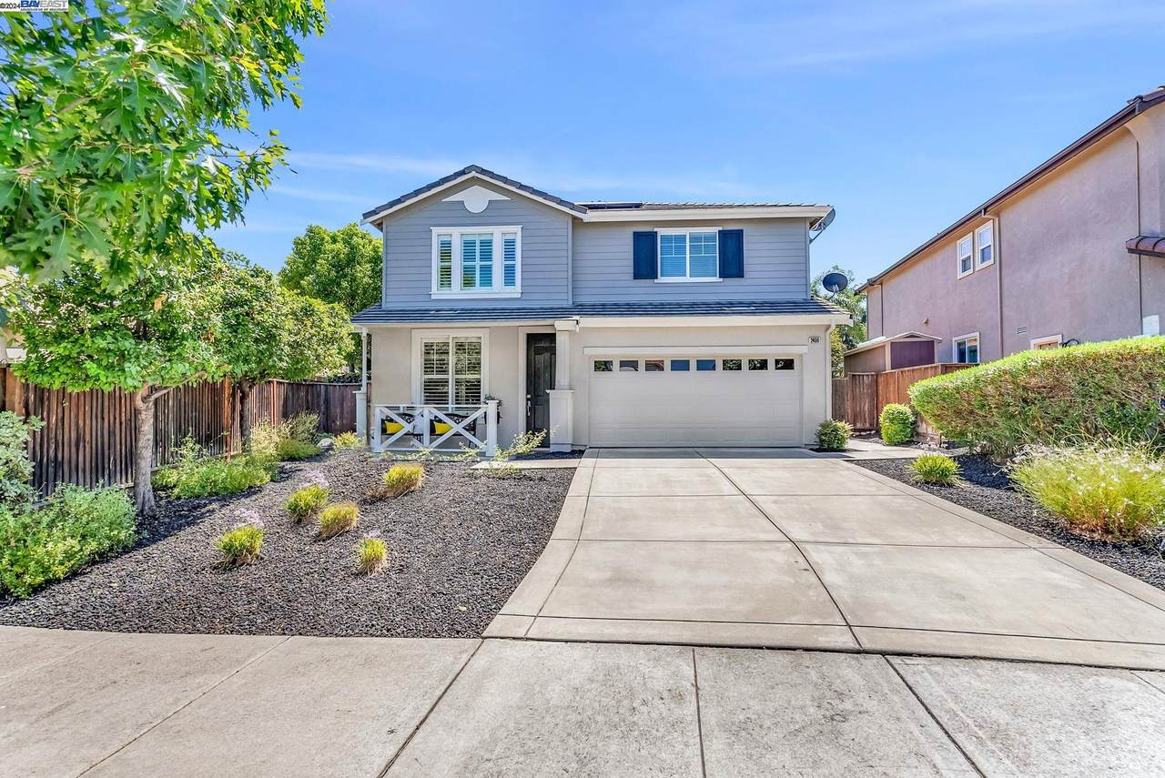 2400 Positano Ave - Photo 1