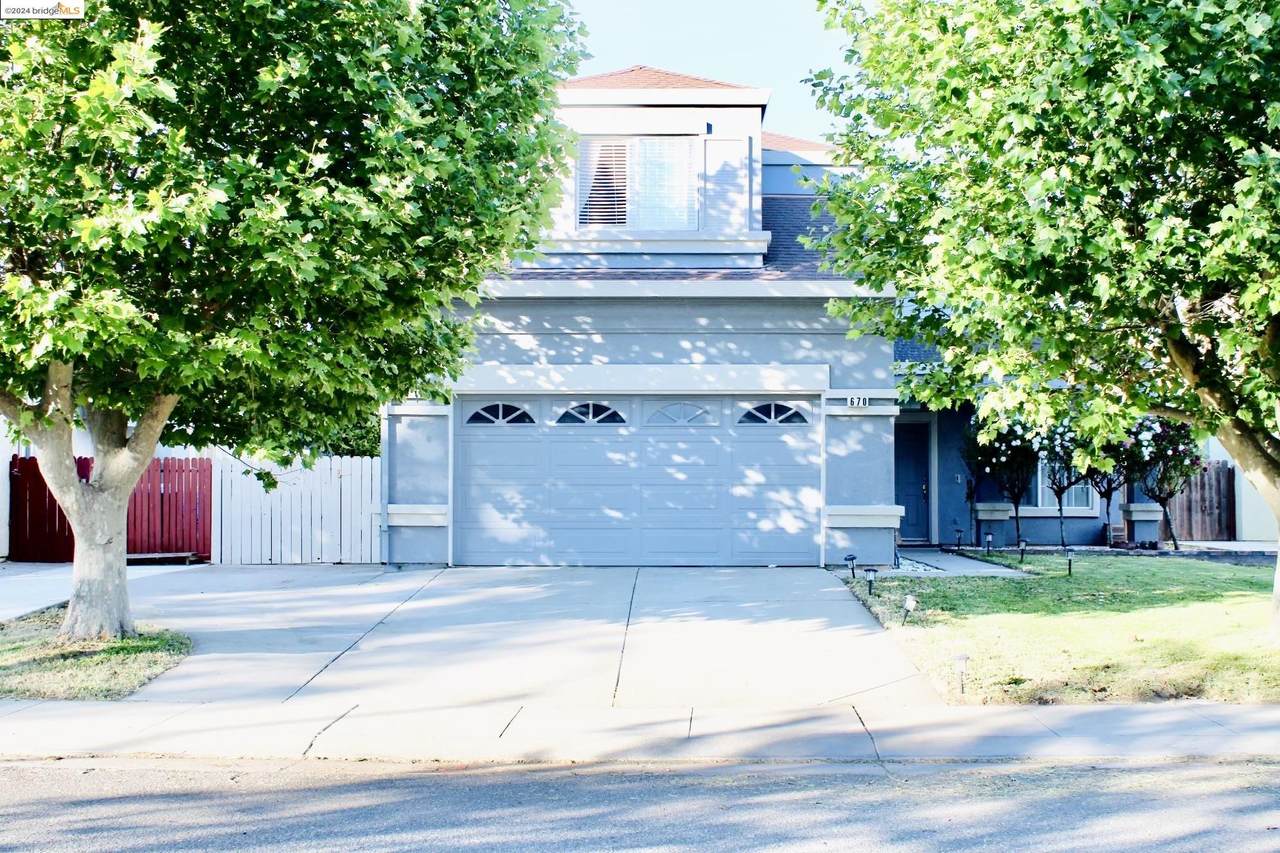 666 Rubier Way - Photo 1