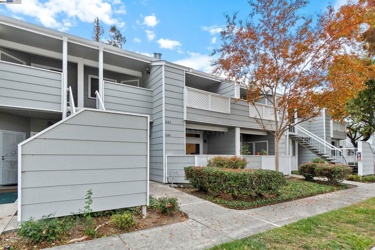 1643 Thorncrest Dr - Photo 1