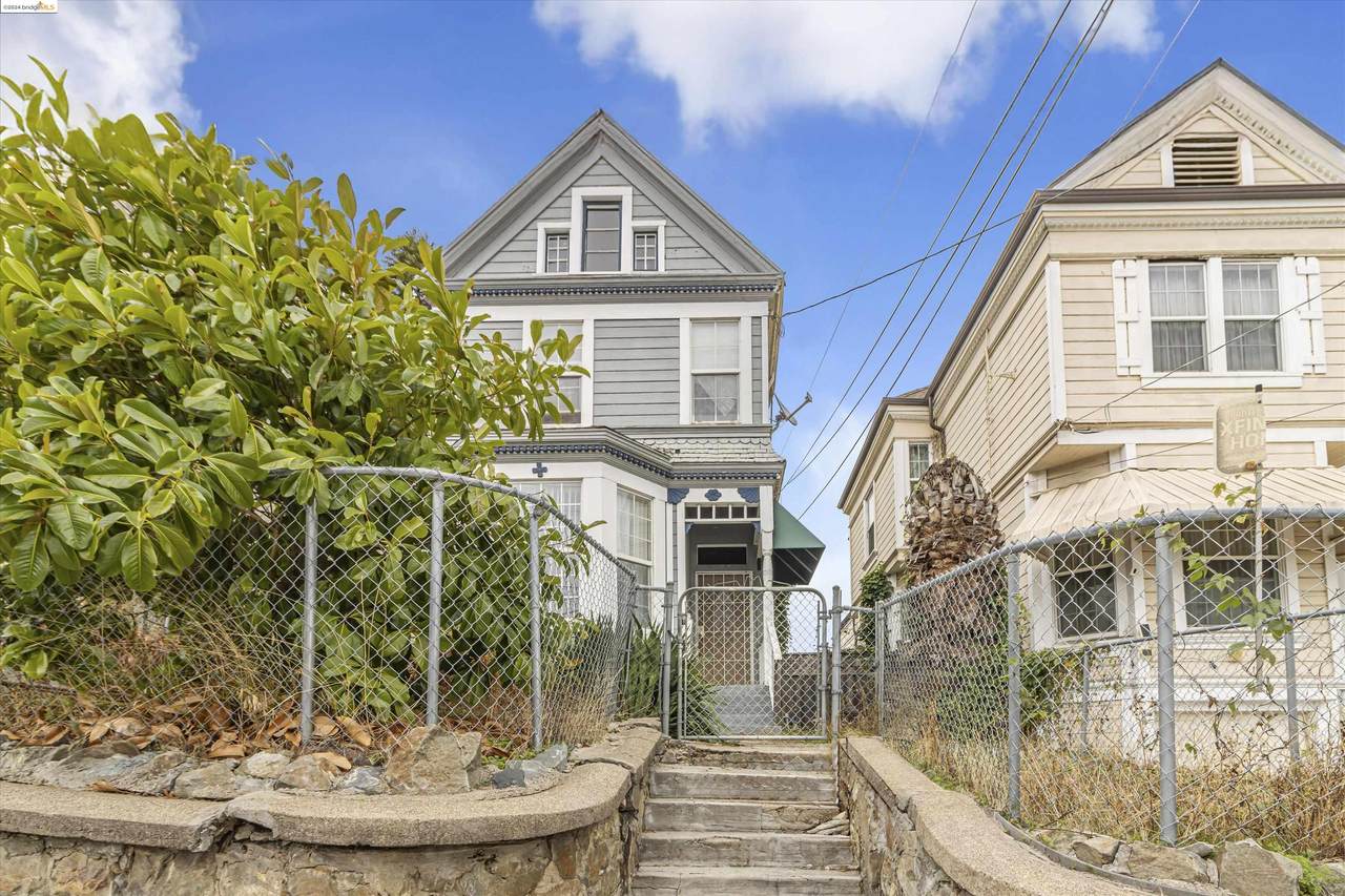 2248 22Nd St - Photo 1