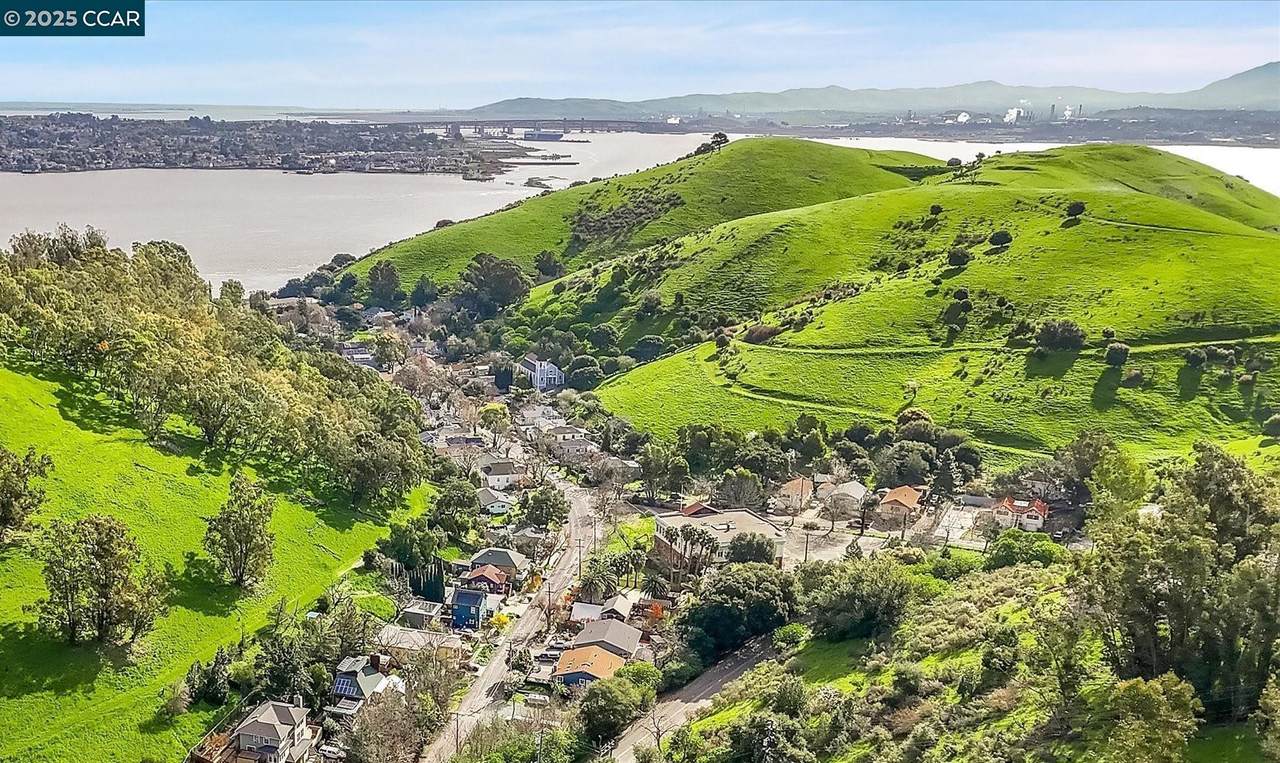 Carquinez Scenic Dr - Photo 1