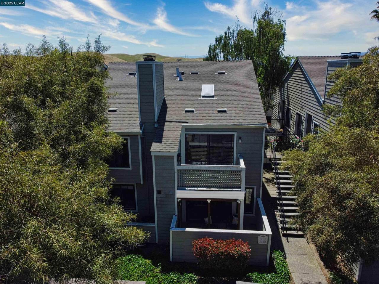 122 Eastridge Drive - Photo 1