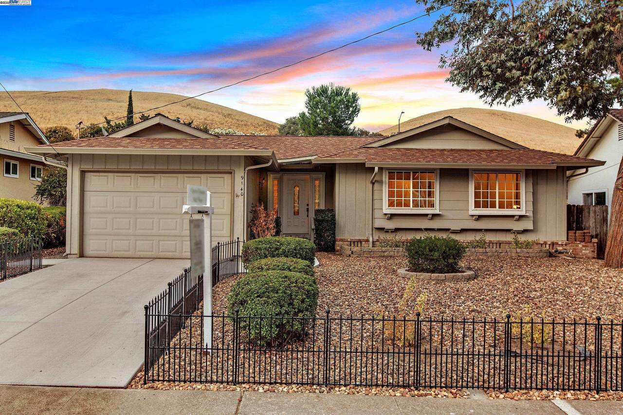9140 Tangerine St - Photo 1