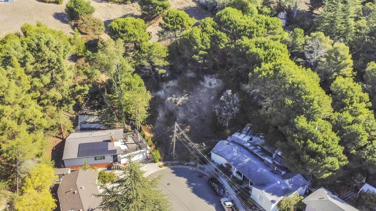 2250 Strang Ave - Photo 1