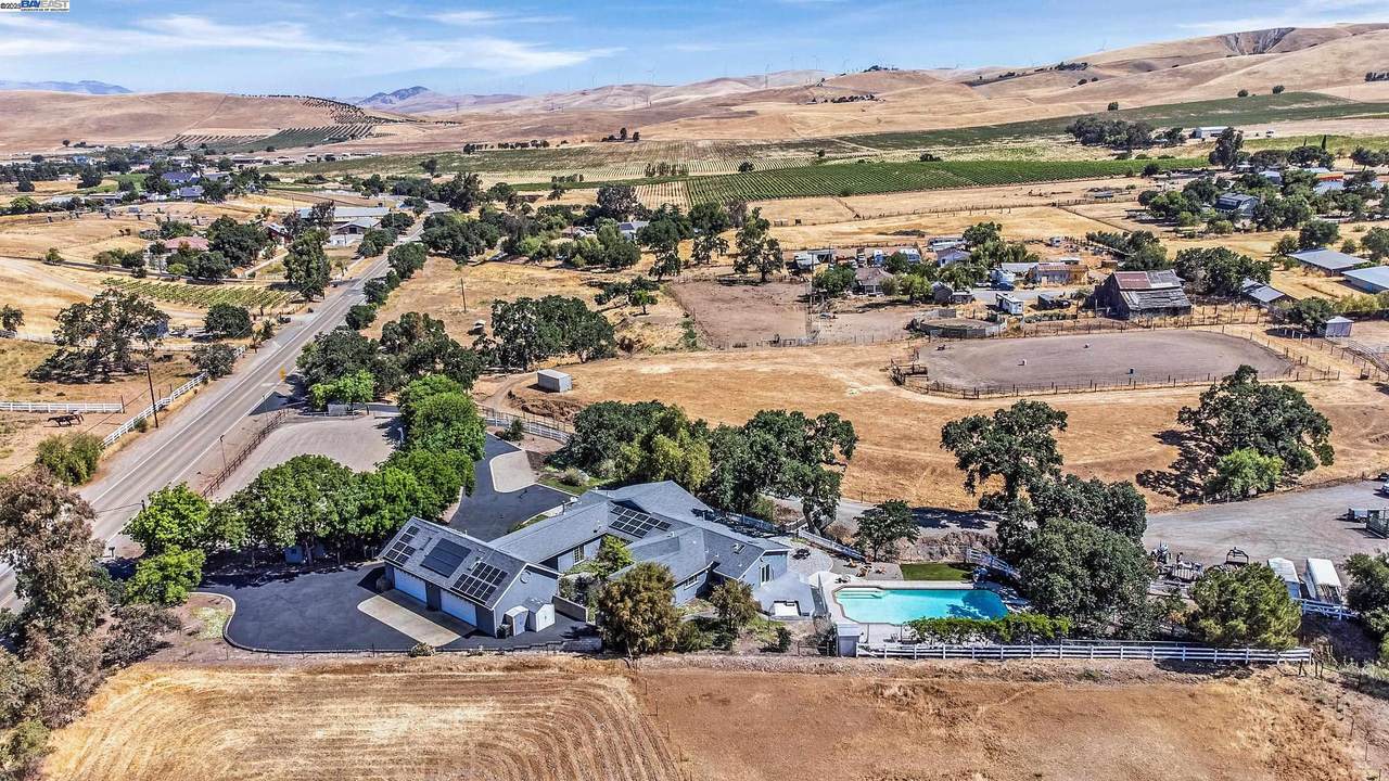 10040 Tesla Rd - Photo 1