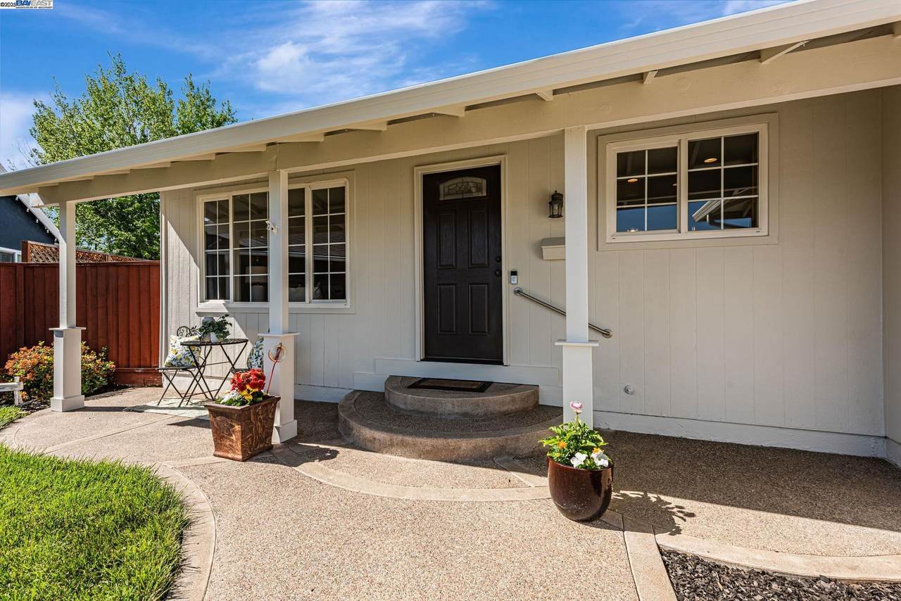 4491 Downing Ct - Photo 1