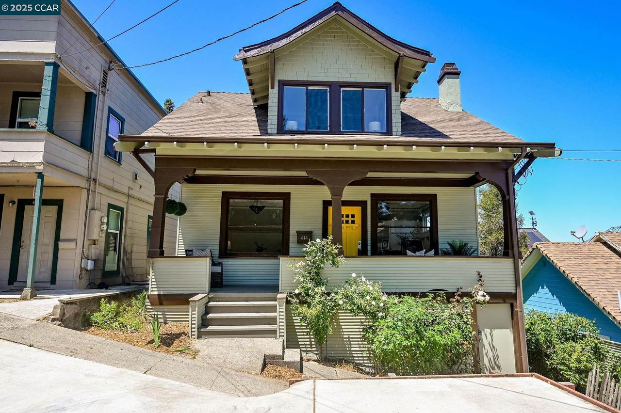 414 Bay St - Photo 1
