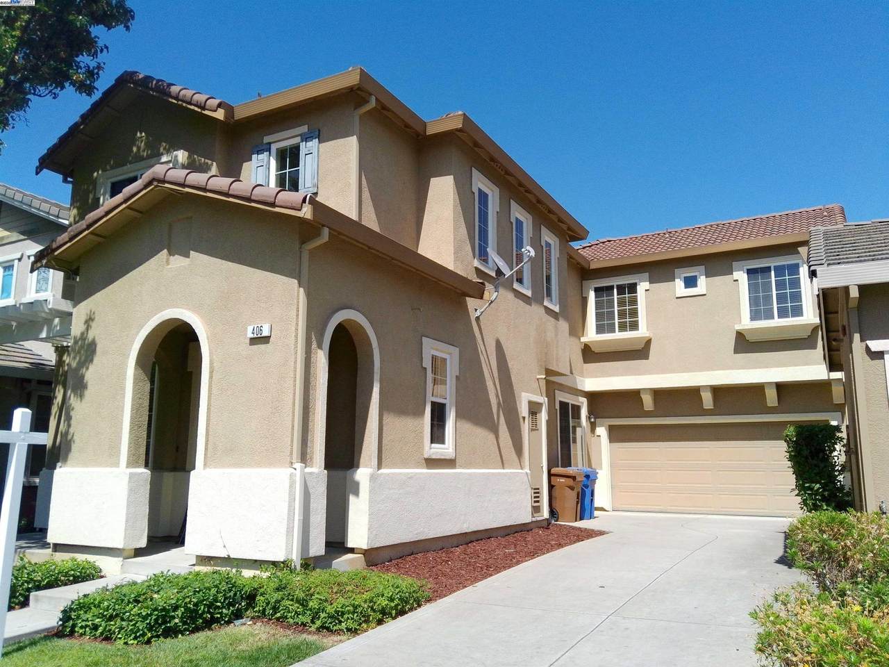 406 Black Rock St - Photo 1