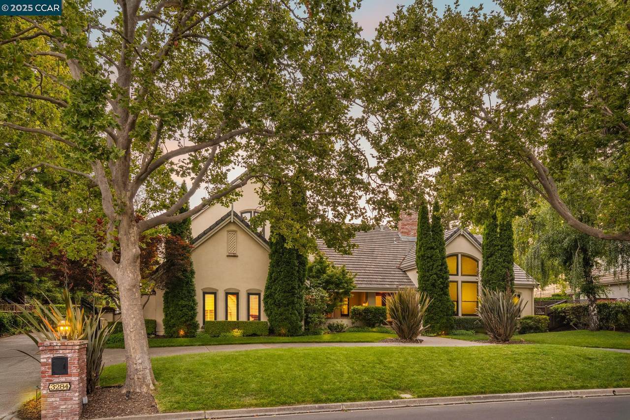 3284 Blackhawk Meadow Dr - Photo 1