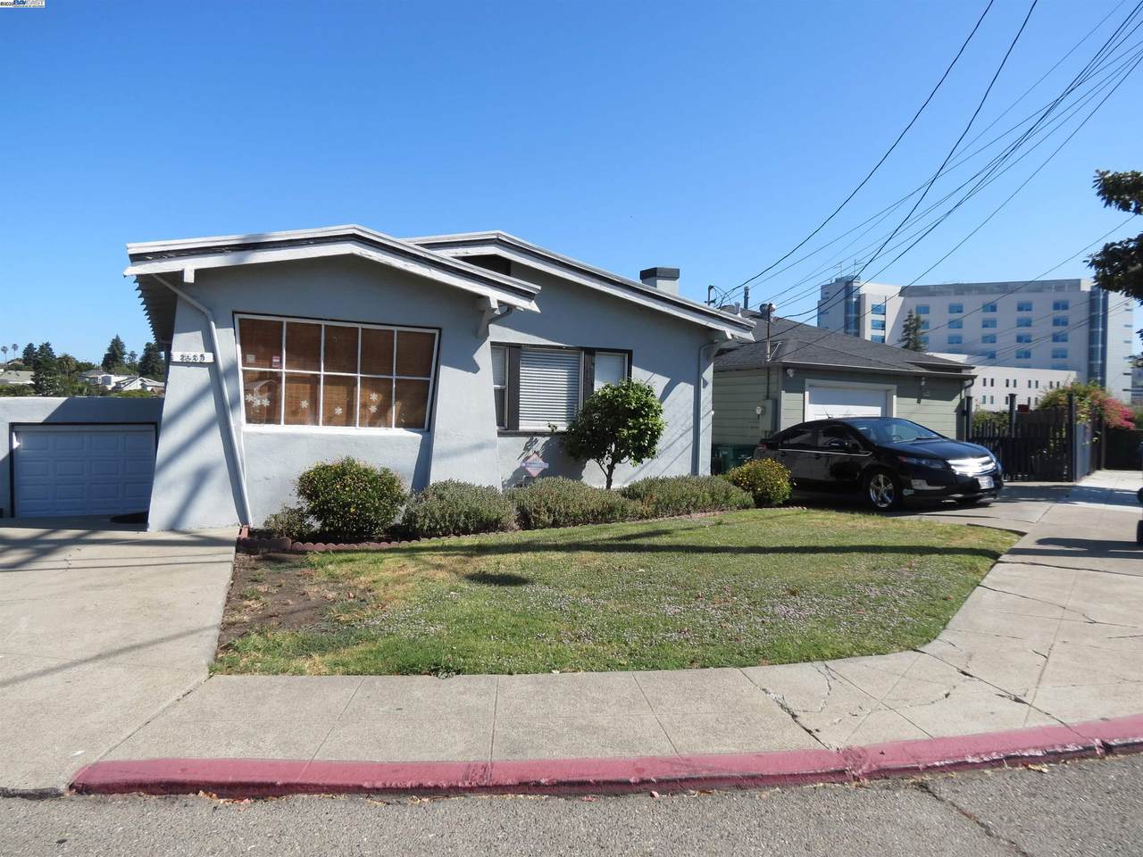 2635 19Th Ave - Photo 1