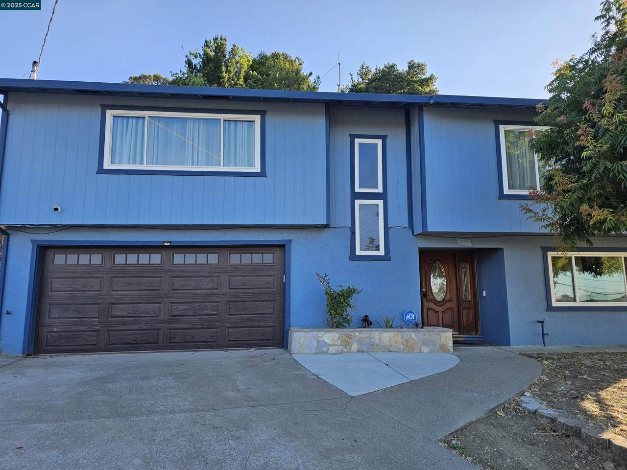 2180 Shea Dr - Photo 1