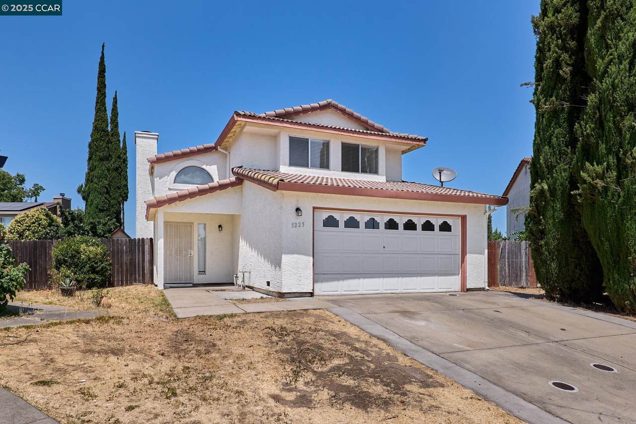 5225 Yvette Way - Photo 1