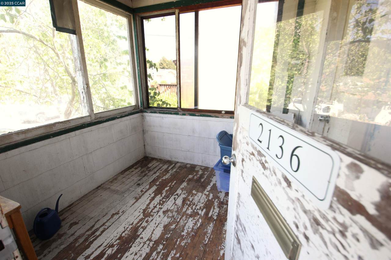 2136 Monterey Ave - Photo 1