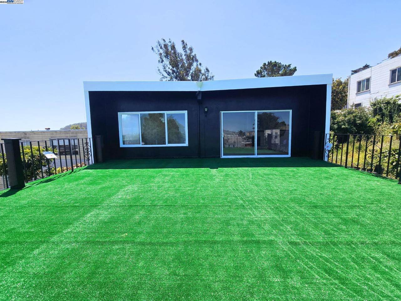 250 Mansell Street - Photo 1